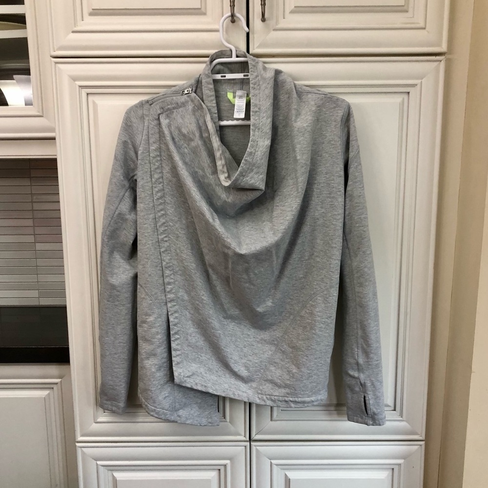 Ivivva by Lululemon girl’s wrap / jacket